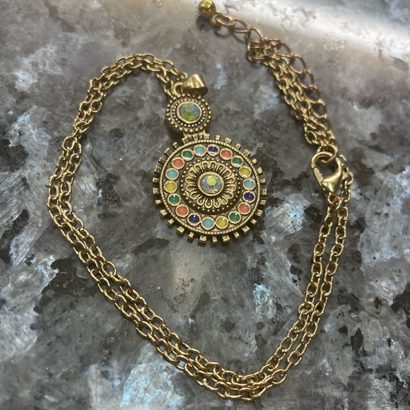 Jewelry - 2/$25 or 3/$30 NWOT Boho enamel antique bronze necklace w/crystal accents